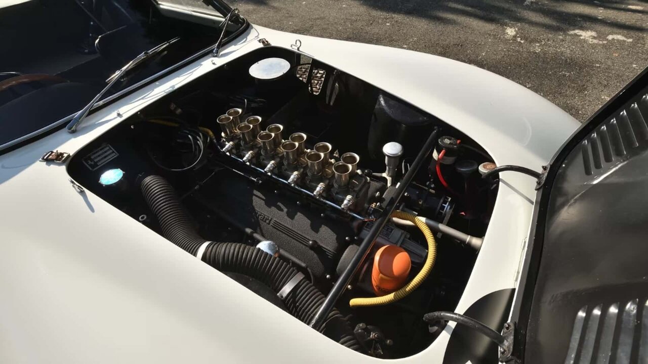 سفیدپوش ۱۰ هزار میلیارد تومانی فروخته میشود