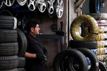 سیگنال گرانی به بازار لاستیک رسید/ خریداران سراغ لاستیکهای ارزانتر و کمکیفیت رفتند