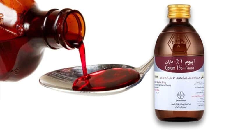 شربت تریاک کمیاب شد؛ متادون جایگزین ناخواسته بیماران/ درمانگر اعتیاد: از هر ۱۰۰ بیمار فقط به ۲۰ نفر شربت تریاک میرسد