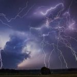 صاعقهزدگی در یاسوج حادثهساز شد