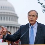 ضرب سکه دلار با پرتره ترامپ؛ دموکراتها دست به کار شدند؛ آمریکا هرگز پادشاه نداشته و هرگز هم نخواهد داشت/ عکس