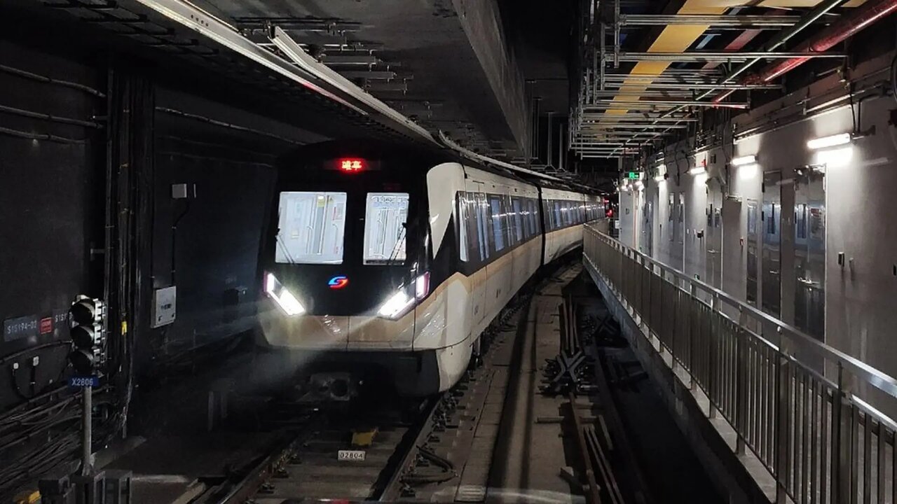 طولانیترین تونل متروی جهان/ شاهرگ ۷۰ کیلومتری زیر زمین