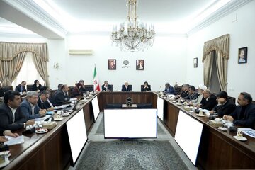 عارف هشدار داد: جان مردم در جادهها در خطر است / همه مسئولیم