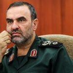 عصایی که از مهلکه بیرون آمد/ تصویری از عصای جانشین اطلاعات سپاه پس از حمله اسرائیل