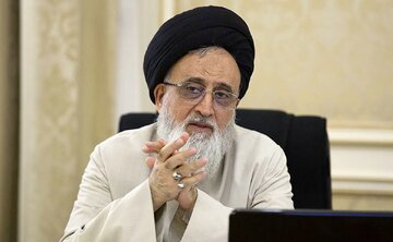 عضو فقهای شورای نگهبان: اگر زنان حجاب را حفظ کنند یعنی آزادی خودشان را حفظ کردهاند/ مردان اگر خودشان را حفظ کنند خیر دنیا و آخرت را خواهند داشت