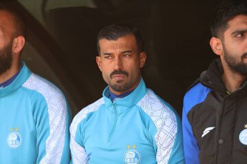 عکس| اقدام جنجالی رضاییان در اینستاگرام/ رامین نام استقلال را حذف کرد