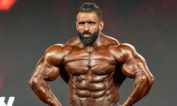 عکس | سلام نظامی هادی چوپان به پرچم ایران