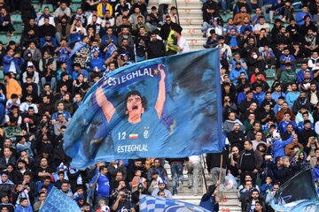 عکس| فتح اراک به دست استقلالی‌ها