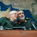 عکسی از شهیدان باقری در یک شهر موشکی/ شهید حاجی زاده هم بود