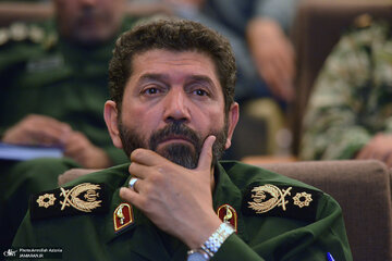 فرمانده ارشد سپاه: پس از جنگ ۱۲ روزه داوطلبان بسیار زیادی را برای عضویت در بسیج داشتهایم/ نیروها را در بسیج سازماندهی میکنیم تا در خدمت مردم باشند