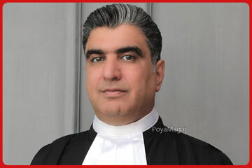 فرهیختگان: پهلویستها و رجویستها در تجمع ۲۰۰ نفرۀ مشهد به جان هم افتادند/ رضا پهلوی هم مدافع خسرو علیکردی شد