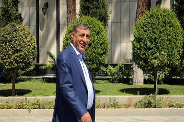 قائمپناه: زمان و پرداخت کالابرگ از اختیارات دولت است نه مجلس/ گازوئیل با سولفور بالا صحت ندارد