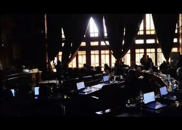 قطع برق در صحن شورای شهر تهران