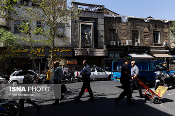 «لالهزار» صحنه جنگ نابرابر است