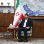 ماجرای خبر توهین به رئیسی در جلسه‌ای با حضور پزشکیان چیست؟/ مخبر انتقاد کرد