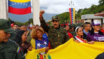 مادورو: گفتگو با ترامپ صمیمانه بود / دیپلماسی را با میکروفون دوست ندارم باید بیسروصدا با آنها برخورد شود