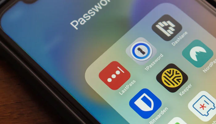 مدیر رمز عبور گوگل چقدر امن است؟ بررسی کامل مزایا و مخاطرات