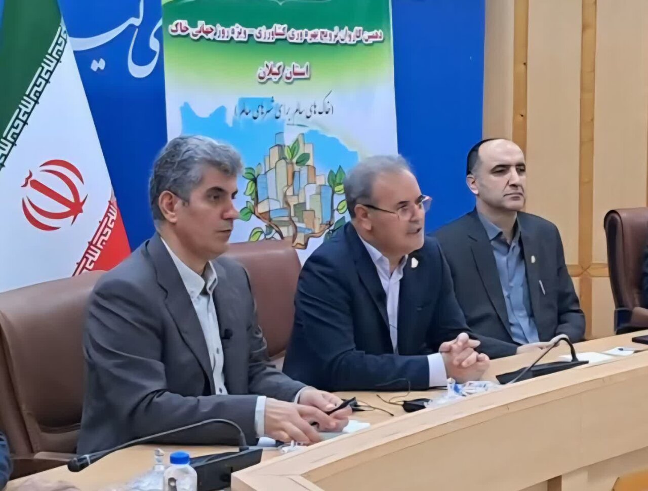 معاون وزیر جهاد کشاورزی: آب سالم در گرو خاک سالم است