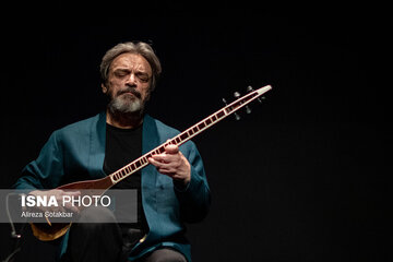 منظور حسین علیزاده از پول کثیف در موسیقی چه بود؟