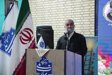 نیکزاد: راه نجات کشور از دانشگاه میگذرد