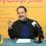 هشدار یک شاعر: کودکان را فقط سرگرم نکنیم؛ معنا بیاموزیم