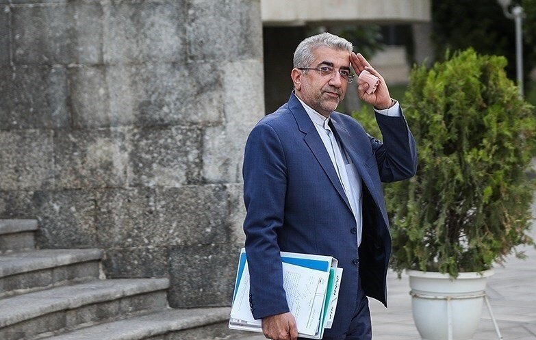 وزیر اسبق نیرو: بحران آب، مسئلهای «سهل و ممتنع»/ انتقال آب و شیرینسازی، جای اصلاح الگوی کشت را نمیگیرد/ بستن شیر آب و تغییر سردوش کافی نیست