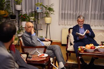 وزیر فرهنگ شب یلدا کجا بود؟ / آلبوم جدید شجریان در دستان مرادیکرمانی