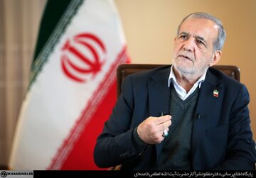 پزشکیان: اگر من مسئول نتوانم معیشت مردم را سامان بدهم، ماندن در این جایگاه معنایی ندارد/ منافع برخی افراد آنقدر گسترده است که …