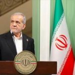 پزشکیان: من و هم همسرم در امتحانات جزو نفرات برتر کشور شدیم/ زمانی که ما دانشجو بودیم، میگفتند زنان نمیتوانند جراحی کنند