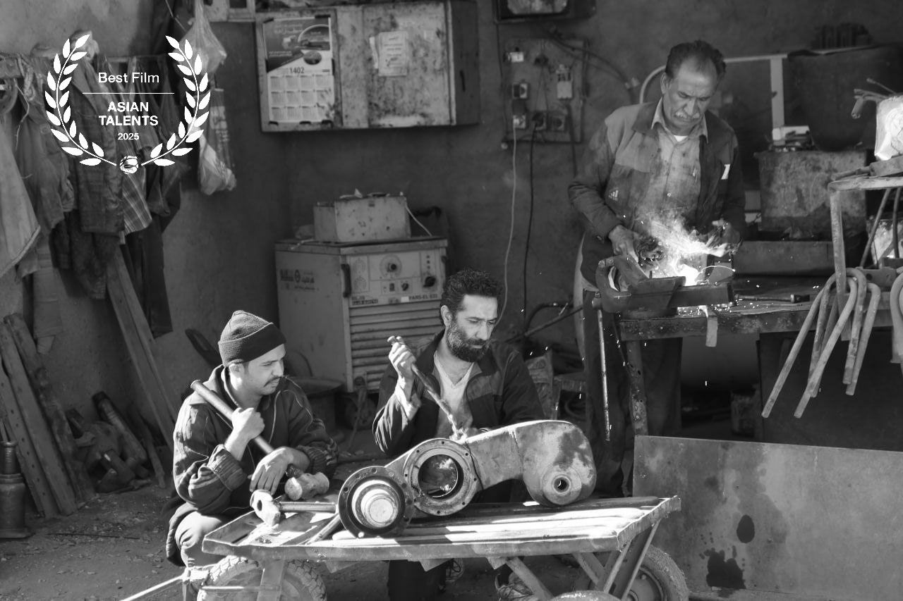 پسری که بعد از فوت مادر، باید به شیوه پدر تربیت شود/ «خو» بهترین فیلم بخش استعدادهای آسیایی جشنواره باکو شد