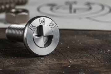 پیچی که باز نمیشود / جنجال تازه بیامو / عکس