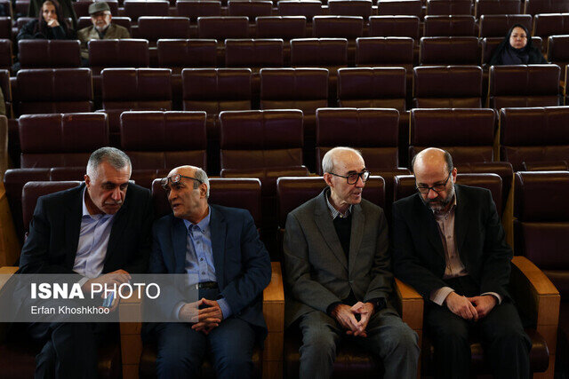 پیکر کامران فانی به خانه ابدی بدرقه شد