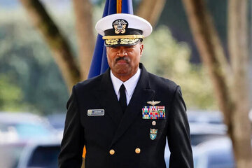 کنارهگیری زودهنگام فرمانده نیروهای آمریکا در آمریکای لاتین