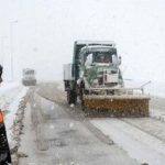 کولاک و برف شدید این سه جاده را مسدود کرد