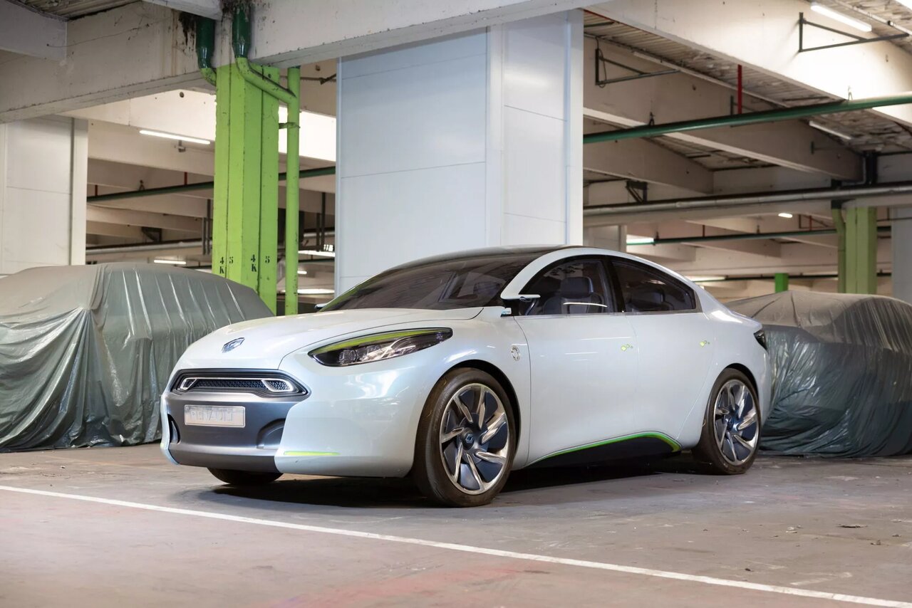 گنجینه پنهان «رنو» با حضور ال‌۹۰ به فروش می‌رسد