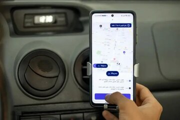 یک اتفاق عجیب در بازار کار/ چرا تعداد رانندههای تاکسیهای اینترنتی به یکباره میلیونی شد؟