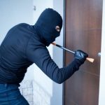 یک سارق حرفه‌ای با ۸۵ شاه کلید، ۳۰ منزل را تخلیه کرد!