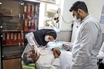 ۳۰ سال توقف یک قانون/ اجرا نشدن قانون بهداشتکاری دهان و دندان که موجبشده مراکز بهداشتی روستایی و مناطق محروم از بهداشتکاران و دندانپزشکان خالی شوند
