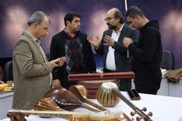 ۳۳ اثر از هنرمندان صنعتگر کردستانی موفق به دریافت مهر اصالت شد