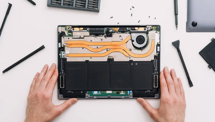 اشتباه رایج کاربران که به گوشی و لپتاپ آسیب میزند