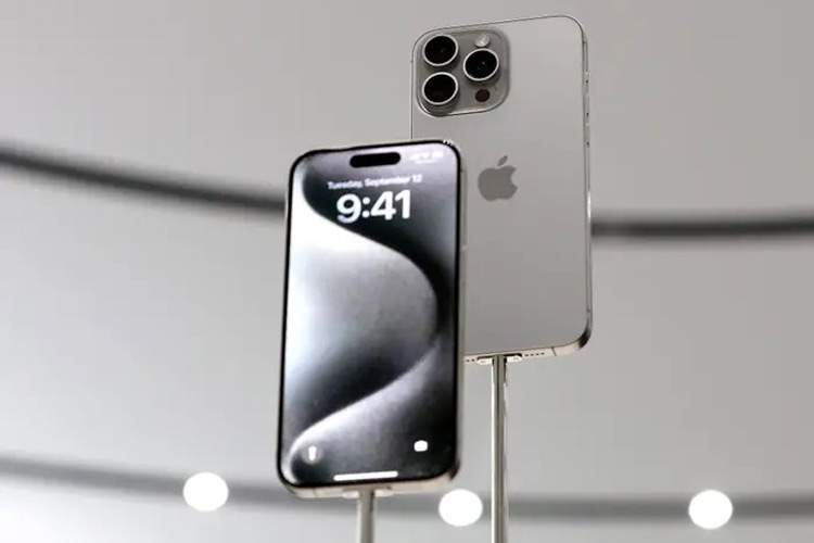 افزایش ۲۰ درصدی قیمت گوشیهای هوشمند و رایانهها در ۲۰۲۶