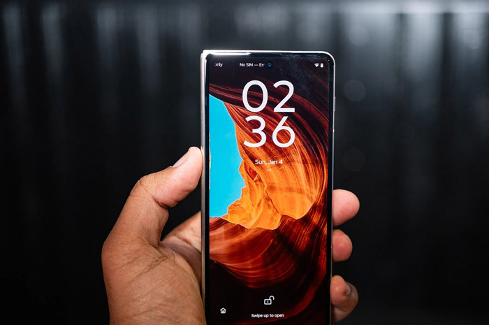 موتورولا Razr Fold؛ گوشی تاشوی کتابی جدید با نمایشگر بزرگ و هوش مصنوعی پیشرفته