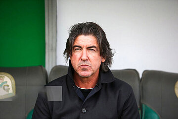 آتشبازی در سرمای تبریز و عصیانِ ساپینتوی تنها در اکباتان؛ عبور از پیچ تند لیگ با طعم صدرنشینی