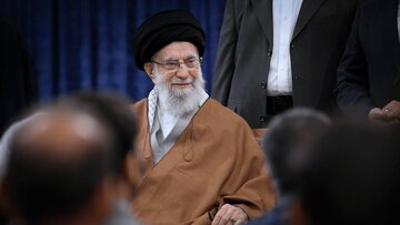 بازخوانی بیانات رهبر انقلاب درباره نیروهای اطلاعاتی کشور/ وزارت اطلاعات منشأ خیر و برکت است/ مجموعه وزارت اطلاعات، یکی از باوفاترین مجموعهها است