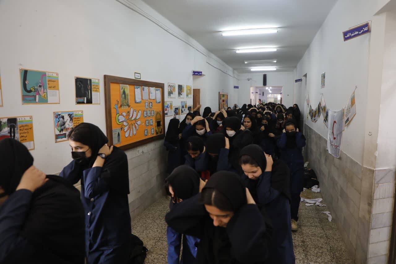 برگزاری بیستوهفتمین مانور سراسری زلزله و ایمنی در شهرستان اردکان برگزاری بیستوهفتمین مانور سراسری زلزله و ایمنی در شهرستان اردکان