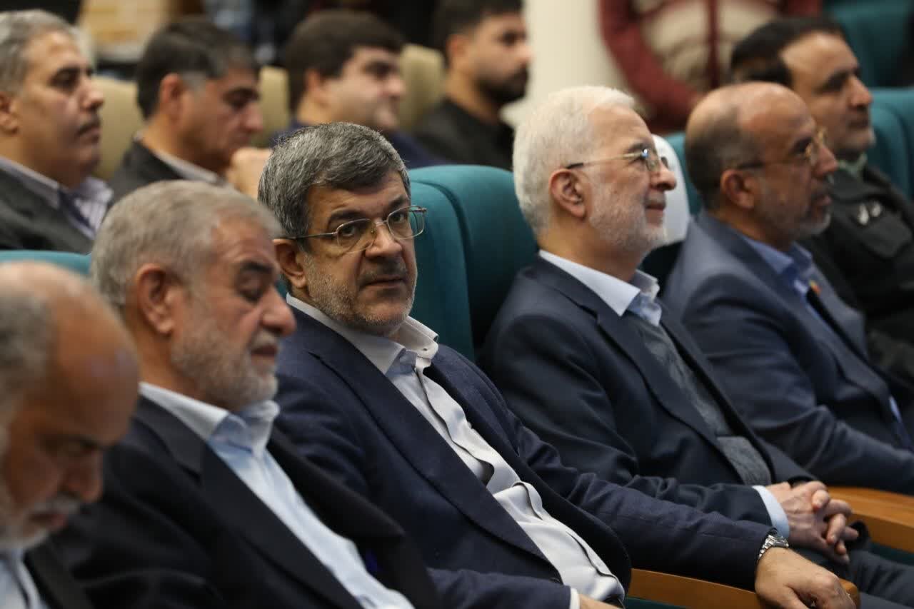 برگزاری نشست شورای اداری استان یزد به ریاست وزیر کشور برگزاری نشست شورای اداری استان یزد به ریاست وزیر کشور