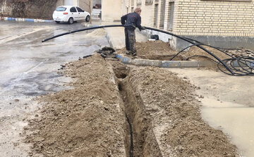 تداوم عملیات رفع خرابی و تخلیه آبگرفتگی حوضچههای مخابراتی در استان سمنان