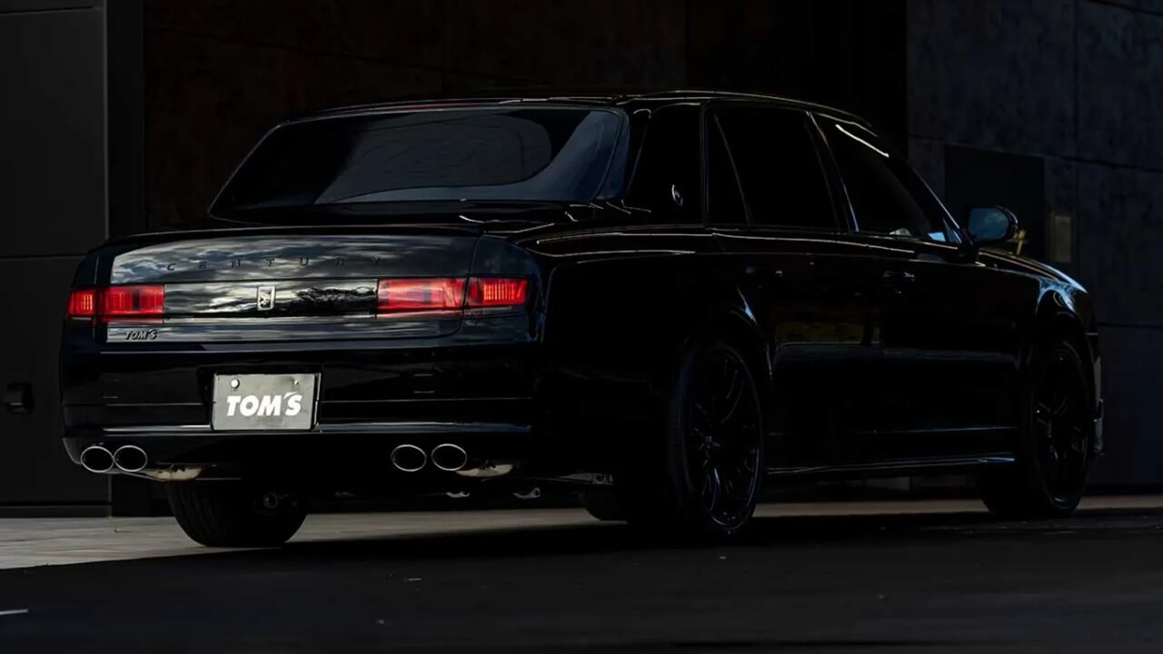 تیونینگ تویوتا سنچوری، افزایش جذابیت سدان محبوب