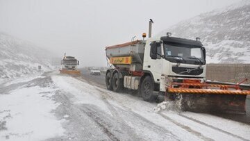 جادههای آذربایجانشرقی لغزنده است/ محورهای شمالی اهر مسدود