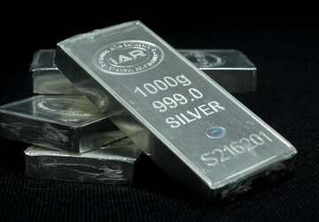 جانشین نقره در بازار چقدر قیمت خورد؟/بورس قرمزپوش شد